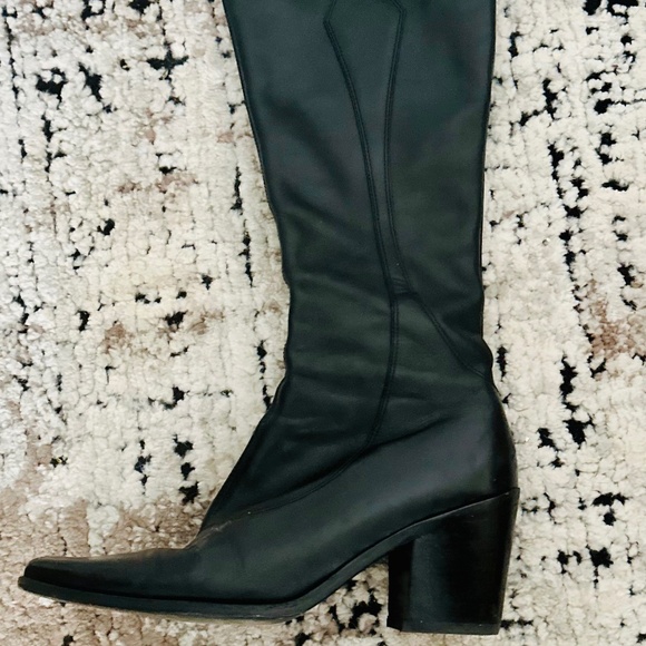 BCBG Max Azria Black Tall Leather Boots – Size 8 - Picture 3 of 5